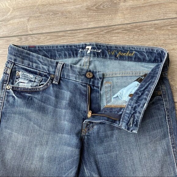 7 For All Mankind A Pocket Cut Out Bermuda Shorts - Picture 10 of 11